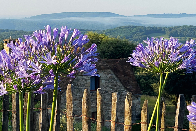 Sustainable tourism in Dordogne ecolodge sentier des sources