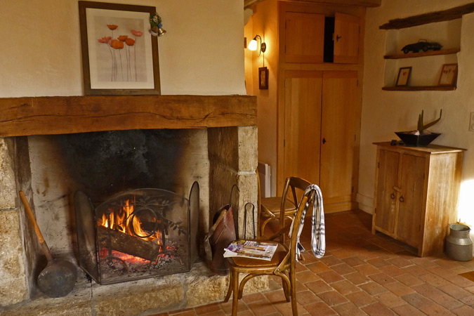 Kamin im Ferienhaus Kleine Borde im Perigord in Südfrankreich, Sarlat