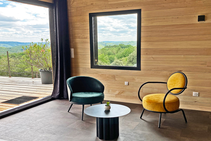 cabane chic  spa ecologique vue vallée dordogne