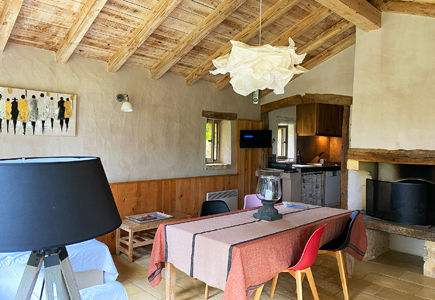 Wohnzimmer im Ferienhaus Schäferhütte in Sarlat, Dordogne in Südfrankreich