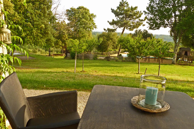 Blick auf das Tal der Dordogne von der Ferienwohnung Abelia bei Sarlat im Südwesten Frankreichs